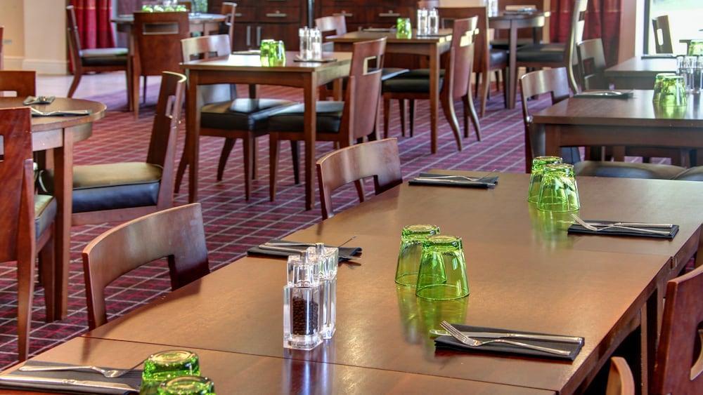 Hotel Voco Fareham - Solent By Ihg Exterior foto